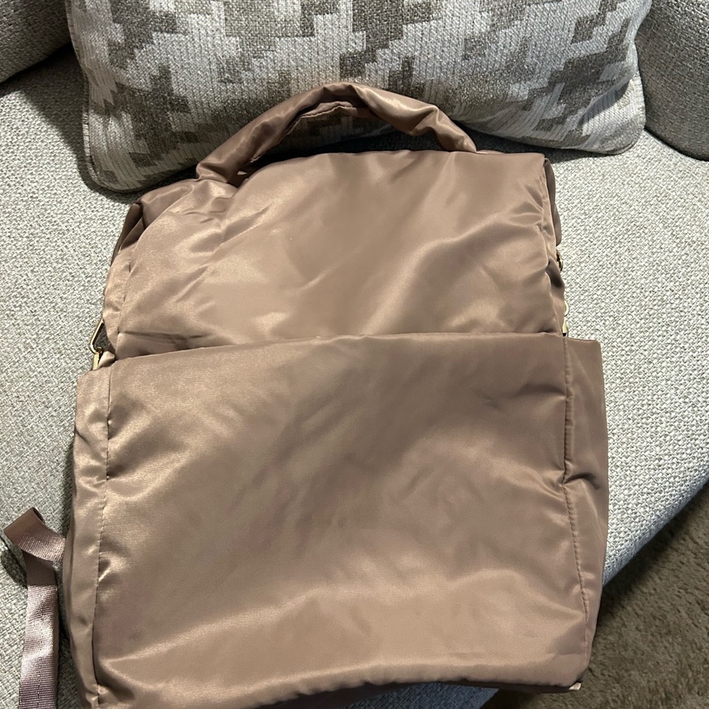 Backpack - Picture 7 of 7